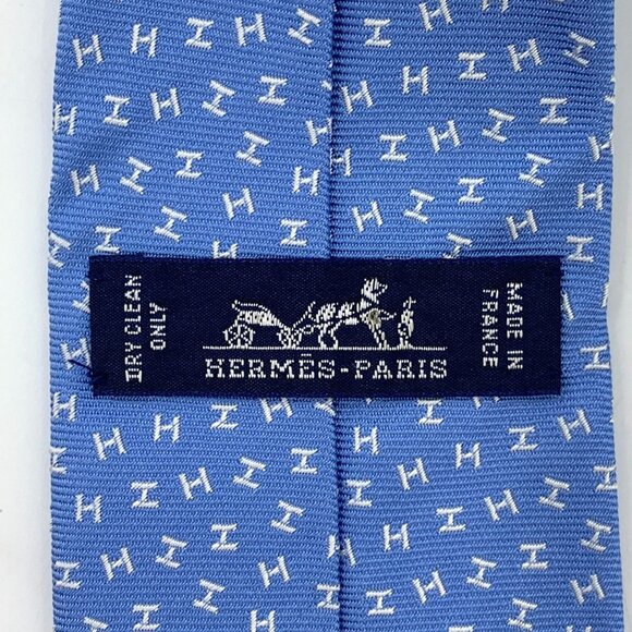 Hermes Paris Mens Blue "H" Pattern 100% Silk Tie 148cm x 7cm - Picture 2 of 8